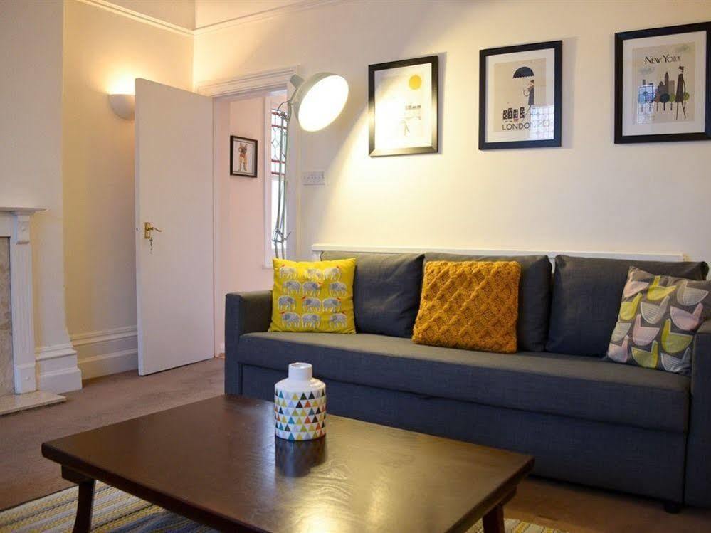 Queens Apartment Worthing Esterno foto